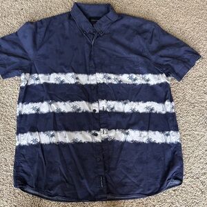 American Eagle Outfitters Navy and White Palm Print Shirt
